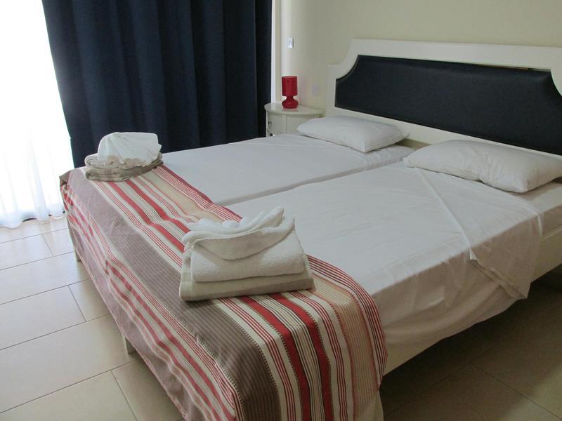 Royal Blue Hotel & Spa Geroskipou Exterior foto